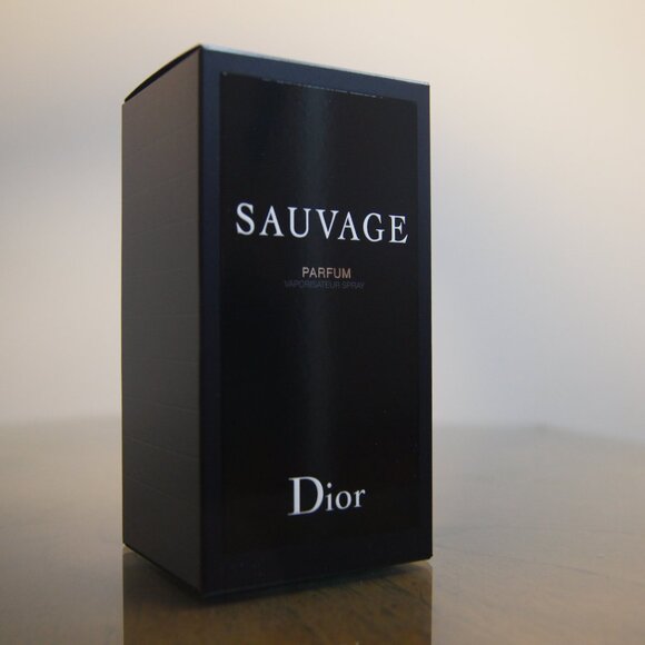 Chrisitian Dior Sauvage Eau De Parfum | 100ml | Authentic - Picture 3 of 4
